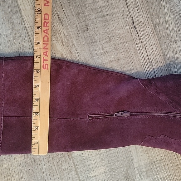 Steve madden suede boots. Nwot. Never wore. 6.5m ( burgundy) - Picture 14 of 15